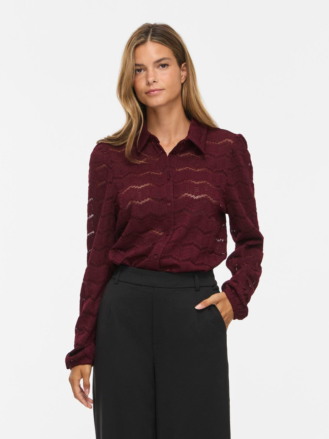 model_shot-front